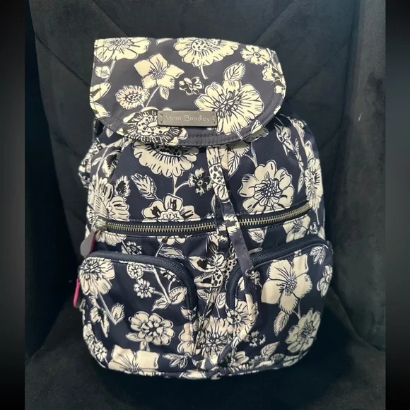 Vera Bradley/Midtown Cargo Backpack Vera Bradley | Bags | Vera Bradley Midtown Cargo Backpack  main image 3